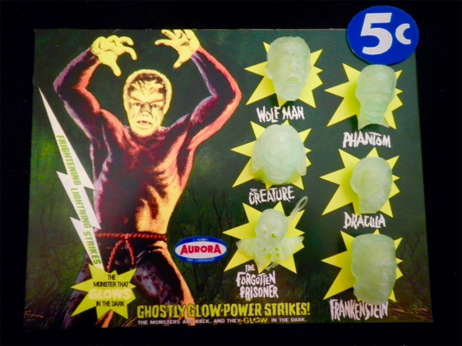 Aurora Monsters Glow Head Fantasy Model Display Card Wolfman Version - Click Image to Close