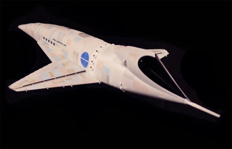 2001: A Space Odyssey Space Clipper Orion 1/72 Scale Light