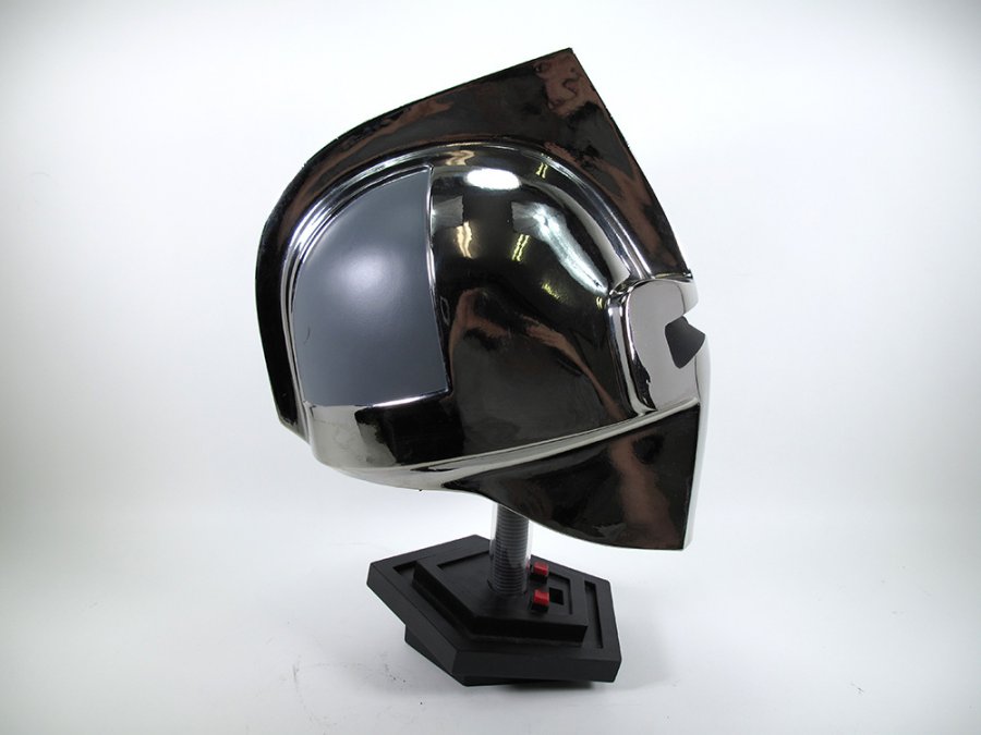 Battlestar Galactica Classic Cylon Helmet Prop Replica with Lights and Sound - Click Image to Close