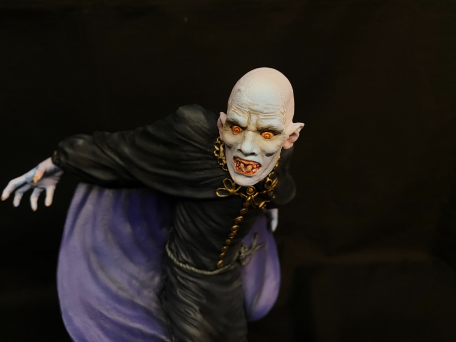 Salem's Lot Gothic Vampire Model Assembly Resin Kit - Click Image to Close