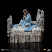 Exorcist 1973 Possessed Regan MacNeil Deluxe 1/10 Scale Statue
