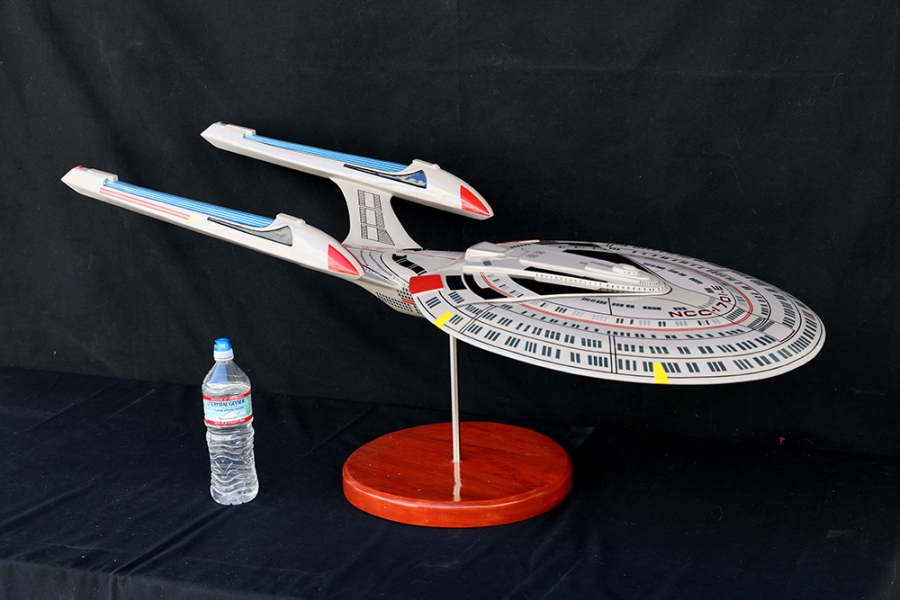 Star Trek The Next Generation Enterprise 1701-E Giant Studio Scale Replica 48" Long - Click Image to Close