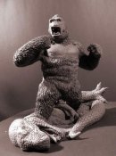 King Kong Triumphant 9" Resin Model Kit by Polar Lights