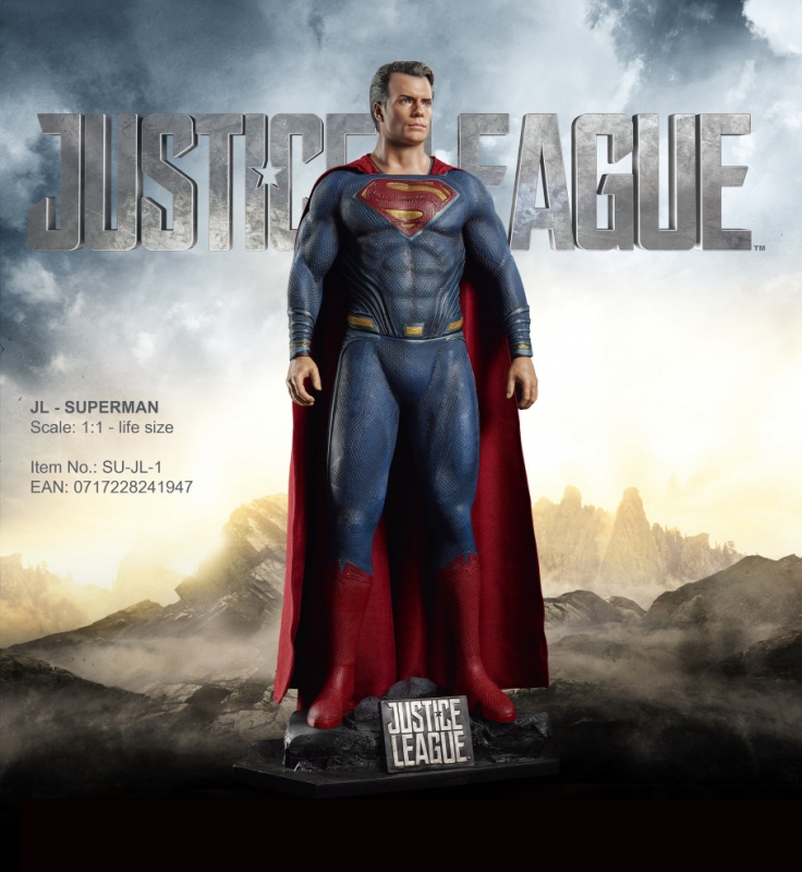 Justice League Superman Life-Size Display - Click Image to Close