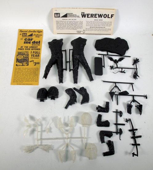 DARK SHADOWS WEREWOLF プラモ　MPC ASTRO ZOMBIES | MPC 1/8スケール THE WEREWOLF FROM DARK
