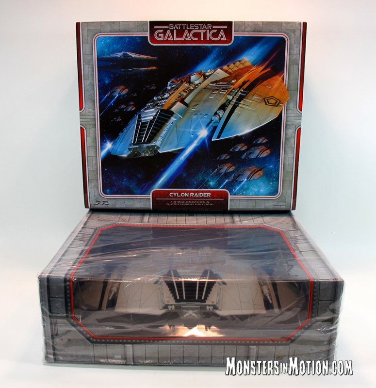 Battlestar Galactica 1978 Cylon Raider 1/32 Scale Finished Display - Click Image to Close