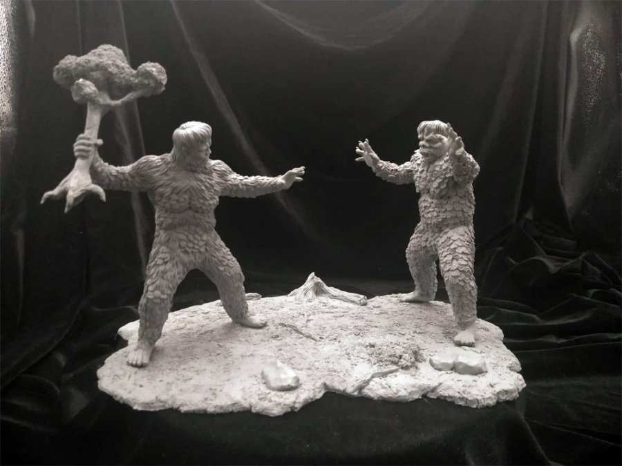 War of the Gargantuas Tree Smack Resin Model Kit - Click Image to Close