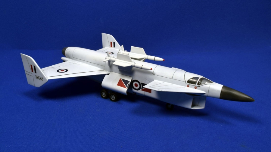 Vickers-Armstrong 559 (1955) British Jet Interceptor Model Kit - Click Image to Close