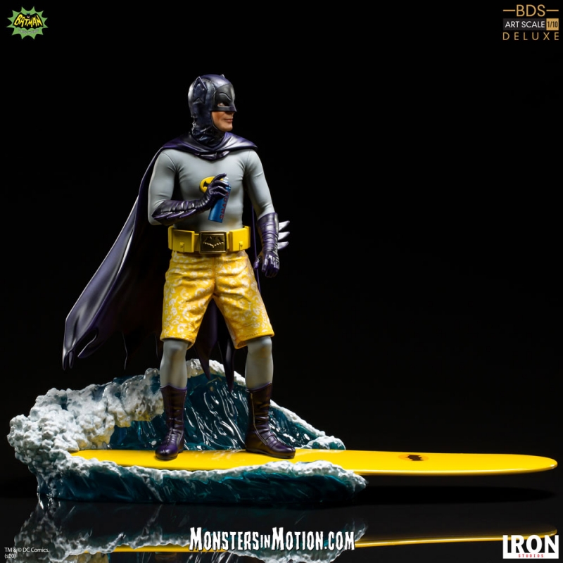 Batman 1966 Surfin' Caped Crusader 1/10 Scale Deluxe Statue - Click Image to Close