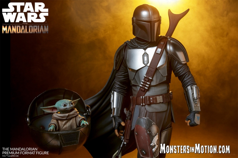 Star Wars The Mandalorian with Child Premium Format 1/4 Scale 20" Tall Figure - Click Image to Close