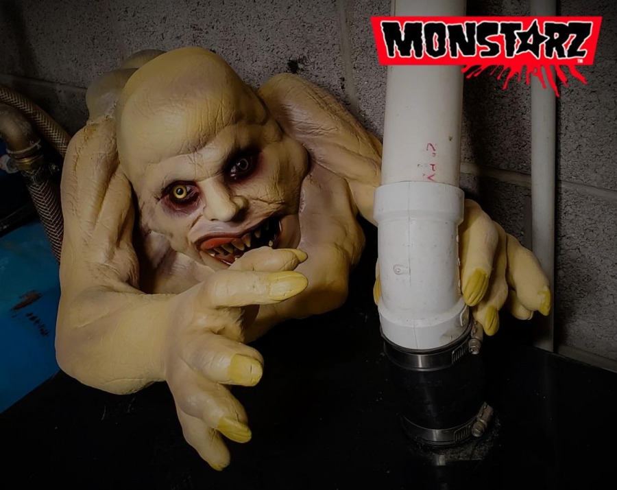 Basket Case 1982 Belilah Bradley Life Size Prop Replica - Click Image to Close