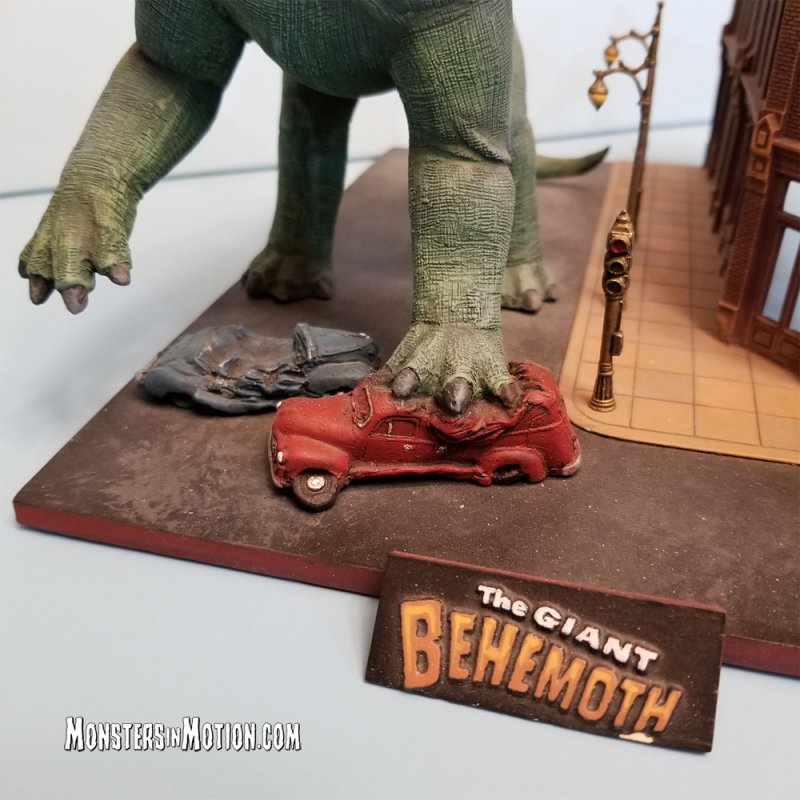 Giant Behemoth 1959 Poster Diorama Model Kit - Click Image to Close