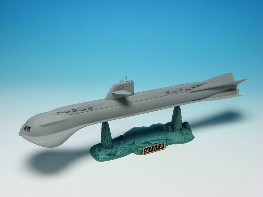 Voyage to the Bottom of the Sea Seaview 1/350 Scale Model Kit by Moebius - Click Image to Close