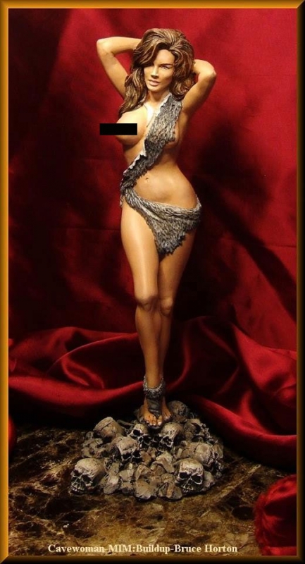 Cave Woman 11.5" Tall Resin Model Kit - Click Image to Close