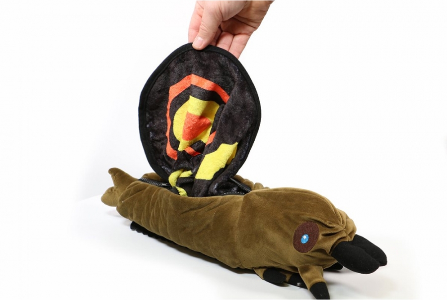 Godzilla Mothra 12-Inch Plush with Fleece Throw Blanket - Click Image to Close