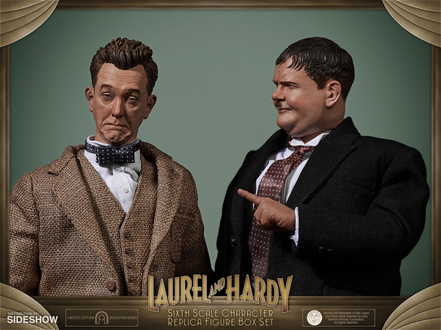 Stan Laurel and Oliver Hardy in Classic Suits 1/6 Scale Figure Set - Click Image to Close