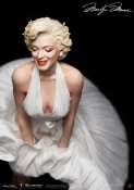 Marilyn Monroe Superb 1/4 Scale 18 Inch Tall Statue with Rotating Base by Blitzway