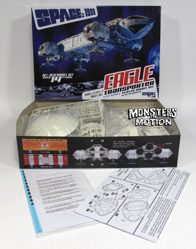 Space 1999 Eagle II Transporter 1/72 Scale 14" Model Kit - Click Image to Close