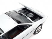 James Bond 1971 Spy Who Loved Me 1/18 Lotus Esprit Diecast Car