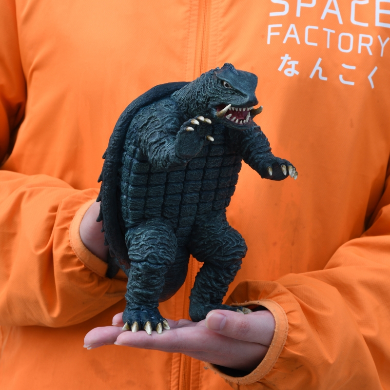 Gamera 1/250 Soft Vinyl Model Kit by Kaiyodo - Click Image to Close