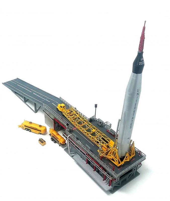 Mercury Capsule and Atlas Booster with Gantry 1/110 Scale Revell Reissue Model Kit Friendship 7 - Click Image to Close