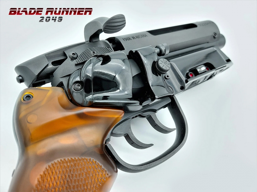 Blade Runner 2049 Deckard's Blaster Hero Elite Movie Prop Replica - Click Image to Close