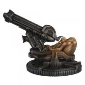 Alien Special Space Jockey Figure with Collectors Magazine