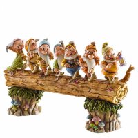 Snow White Homeward Bound (Seven Dwarfs Figurine)-Disney Showcase
