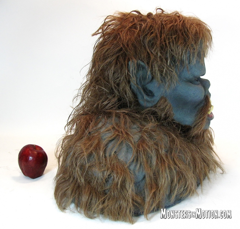 War of the Gargantuas Sanda and Gaira Giant Bust Set - Click Image to Close