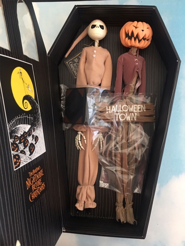 Nightmare Before Christmas Jack the Pumpkin King and Pajamas Jack in Coffin Figure 2000 - Click Image to Close