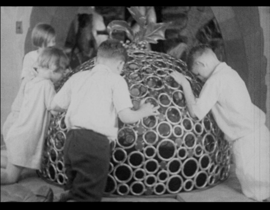 GROTESQUERIES: Ghosts, Goblins & Other Magical Moving Picture Illusions Blu-Ray/DVD Combo - Click Image to Close