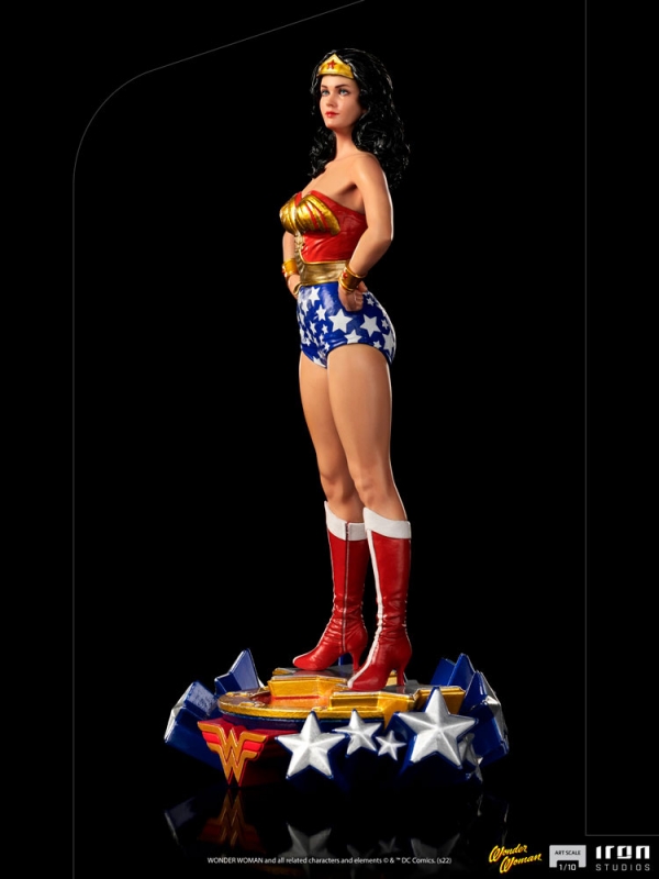 Wonder Woman Lynda Carter 1/10 Scale Statue by Iron Studios - Click Image to Close