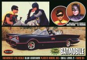Batman Classic 1966 Batmobile with Figures 1/25 Model Kit