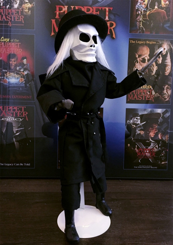 Puppet Master Blade Life Size Prop Replica with Bonus Figure - Click Image to Close