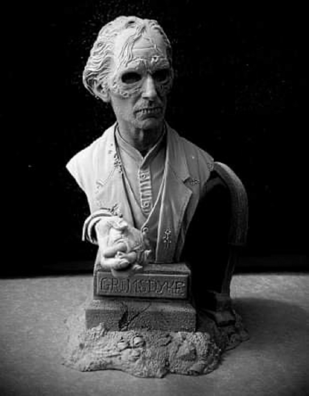 Arthur Grimsdyke Peter Cushing 1/4 Scale Resin Bust Model Kit - Click Image to Close