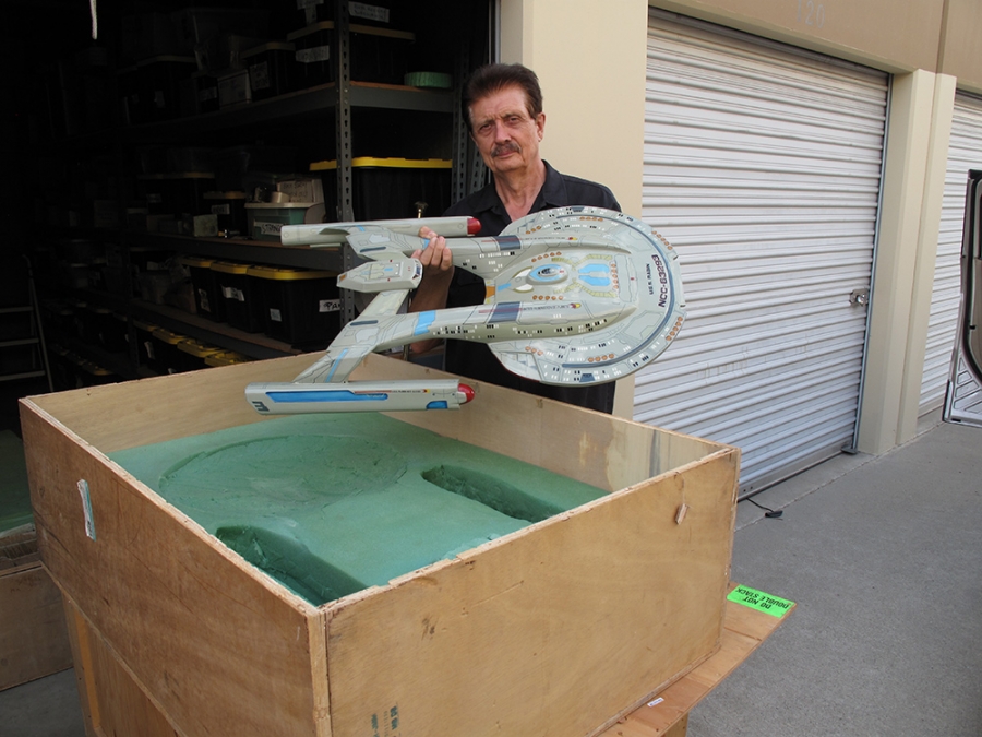 Star Trek Akira Class U.S.S. Rabin Giant Studio Scale Replica 39" Long - Click Image to Close