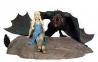 Game of Thrones Daenerys and Drogon 18" Statue