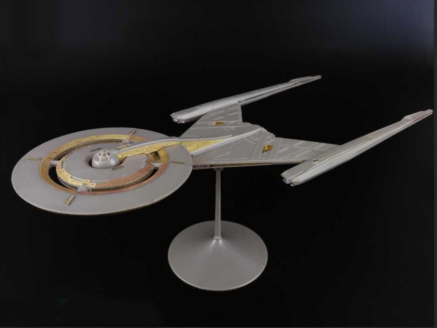 Star Trek Discovery NCC-1031 1/2500 Scale Photoetch Detail and Hangar Set "Fruit Pack" by Green Strawberry - Click Image to Close