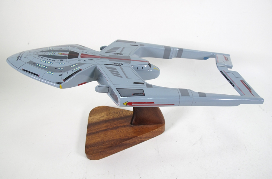 Star Trek U.S.S. Concorde Unknown Class Starship Wood Replica - Click Image to Close