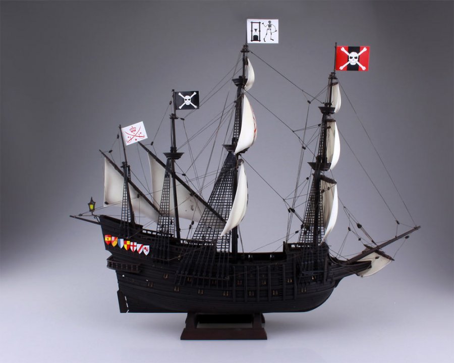 Pirate Ship 1/100 Scale Model Kit by Aoshima Japan - Click Image to Close