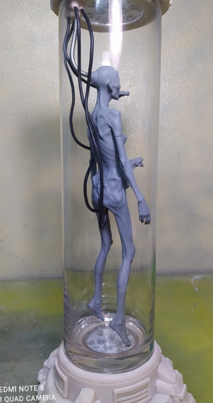 Woman In Tube EX 1/6 Scale Model Kit from Japan (Alien Inspired) - Click Image to Close