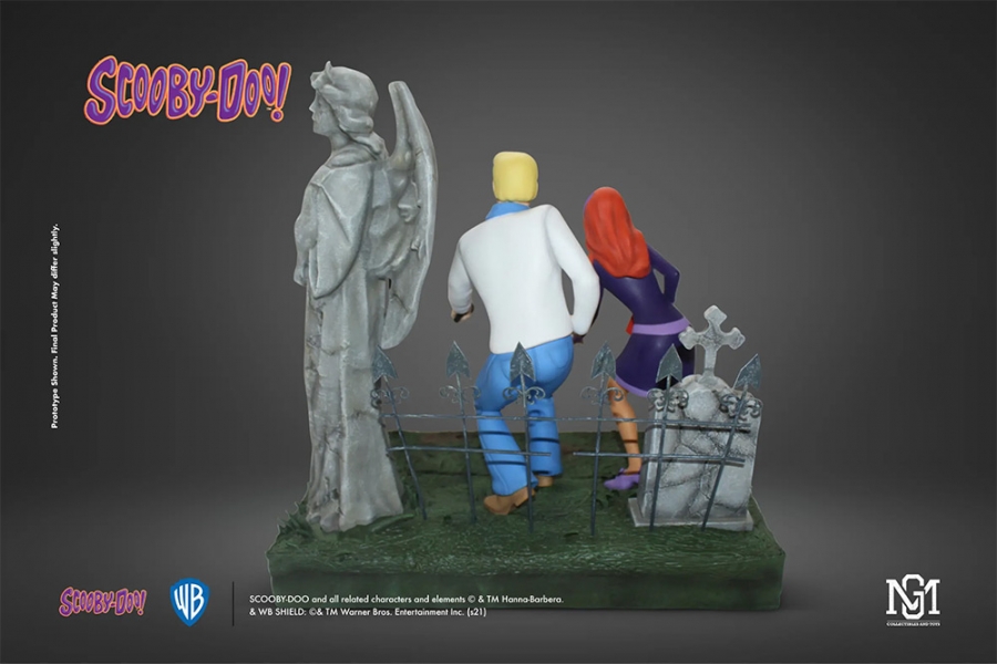 Scooby-Doo Fred & Daphne 1/6 Scale Collectible Statue - Click Image to Close