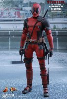 Deadpool 1/6 Scale collectible Figure by Hot Toys