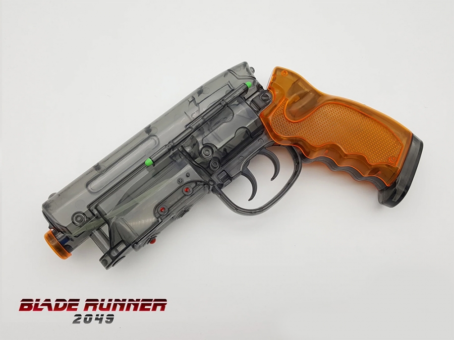 Blade Runner 2049 Deckard's Blaster Water Action Prop Replica - Click Image to Close