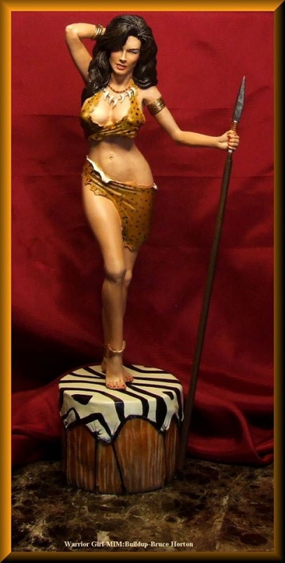 Warrior Girl 13" Tall Resin Model Kit - Click Image to Close