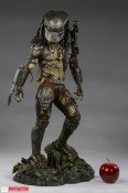 Predator Jungle Hunter Giant 27.5" Maquette Statue