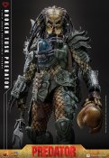 Predator Broken Tusk 1/6 Scale Figure by Hot Toys