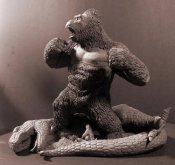 King Kong Triumphant 9" Resin Model Kit by Polar Lights