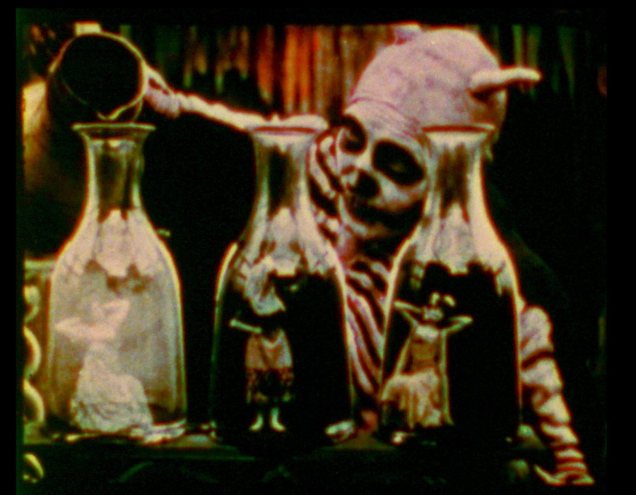 GROTESQUERIES: Ghosts, Goblins & Other Magical Moving Picture Illusions Blu-Ray/DVD Combo - Click Image to Close