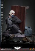 Batman The Dark Knight Joker Heath Ledger Bank Robber 1/6 Scale Figure by Hot Toys